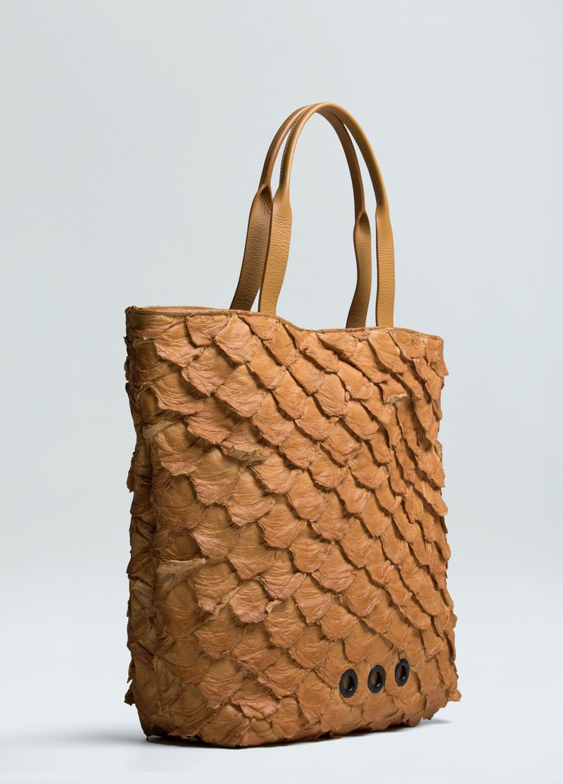 PIRARUCU CABAS BAG LATERAL