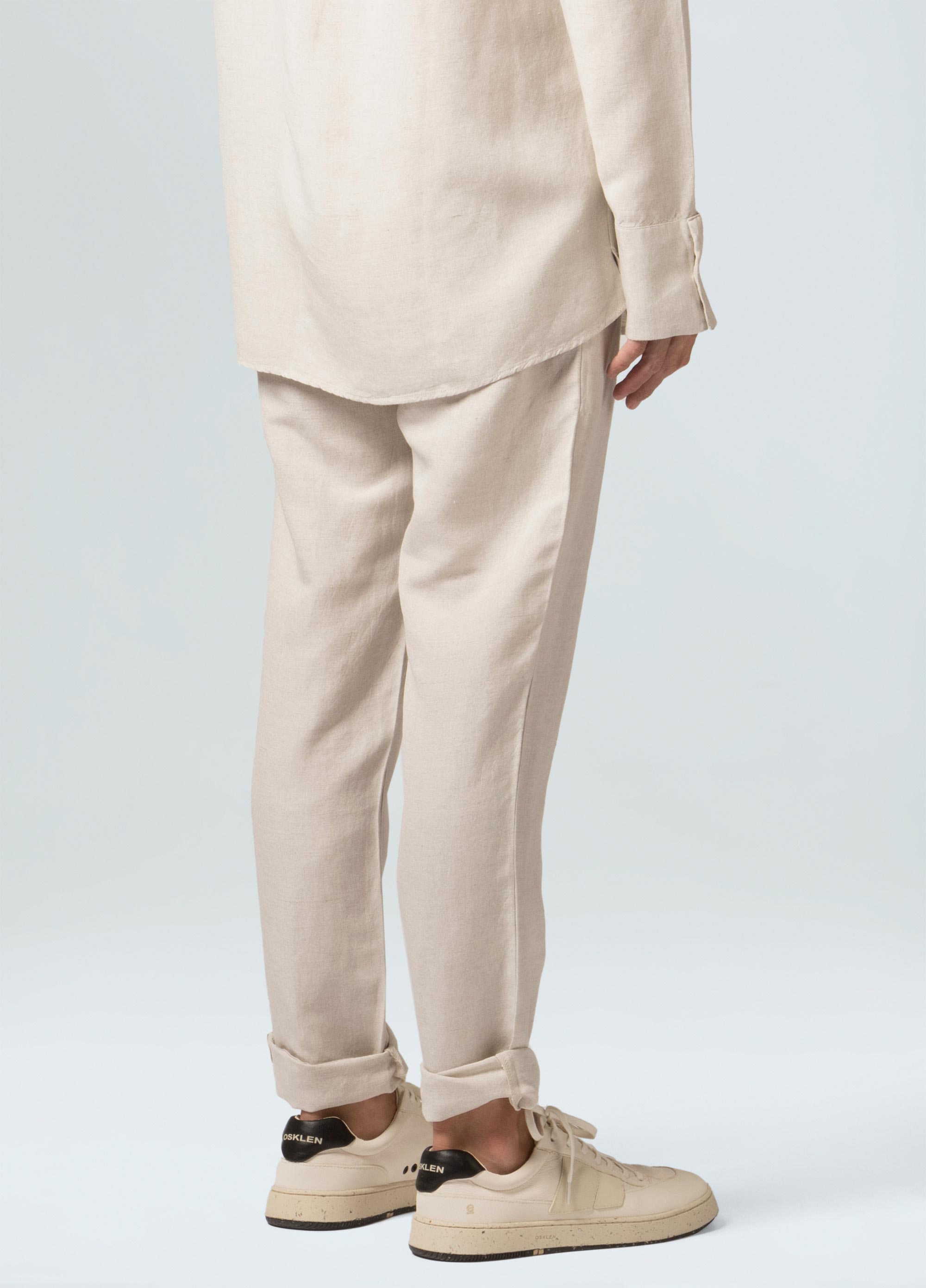 Calça alfaiataria fluid linen