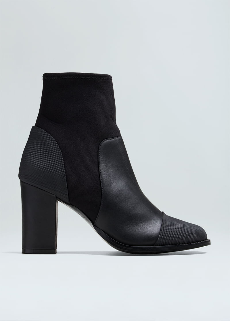 BOTA SALTO NEOPRENE E COURO LATERAL fem