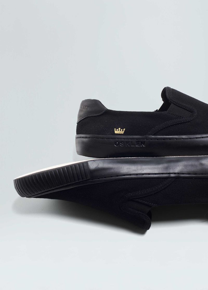 TENIS CANVAS SLIP ON BLACK SOLE MASC