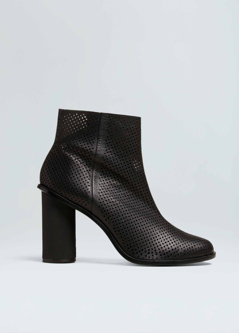 BOTA COURO MICROFUROS