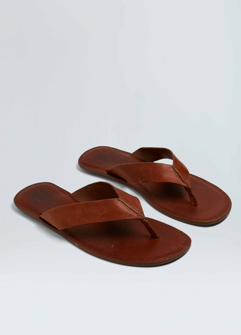 CHINELO COURO