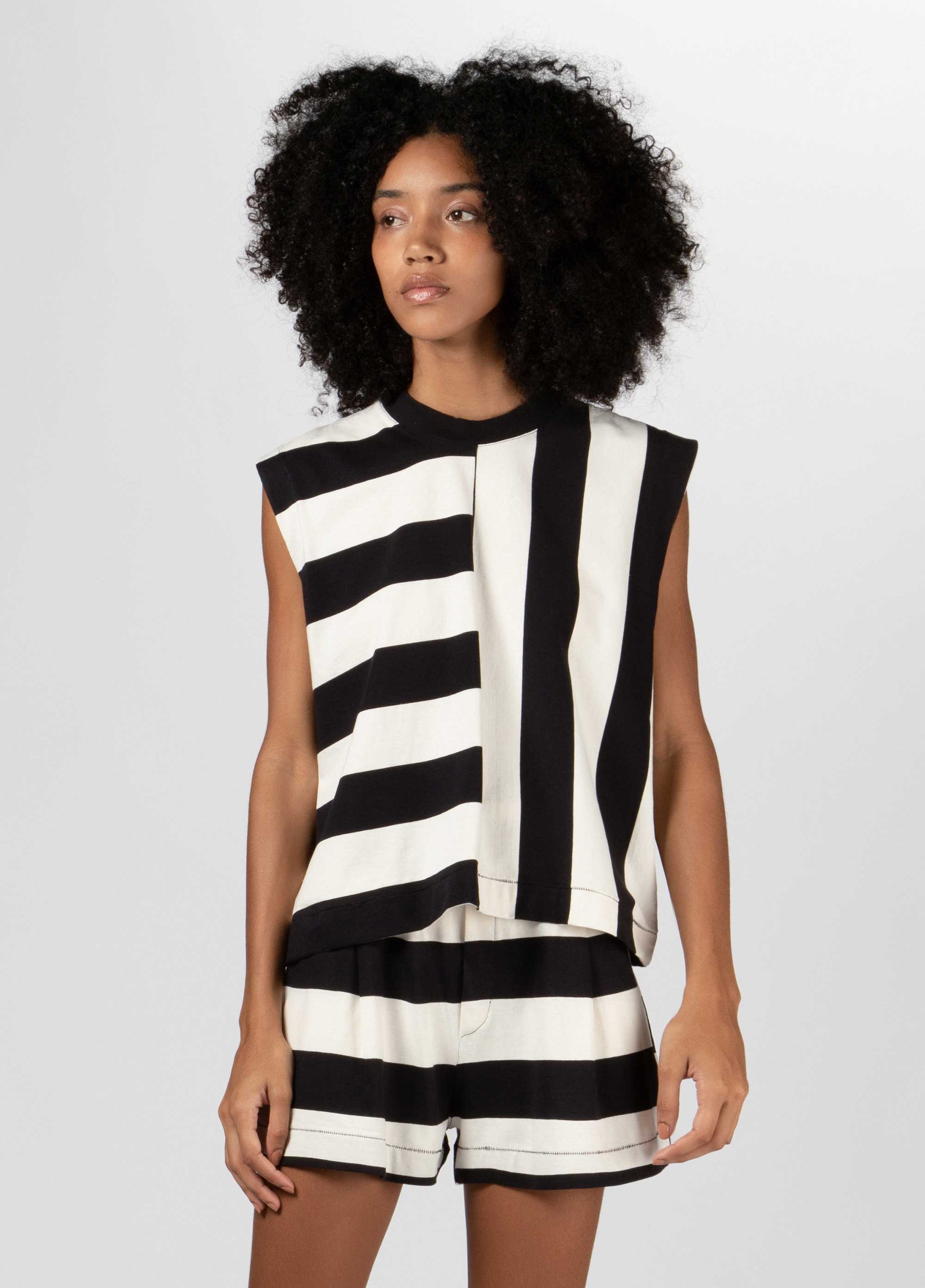 Sleeveless stripes