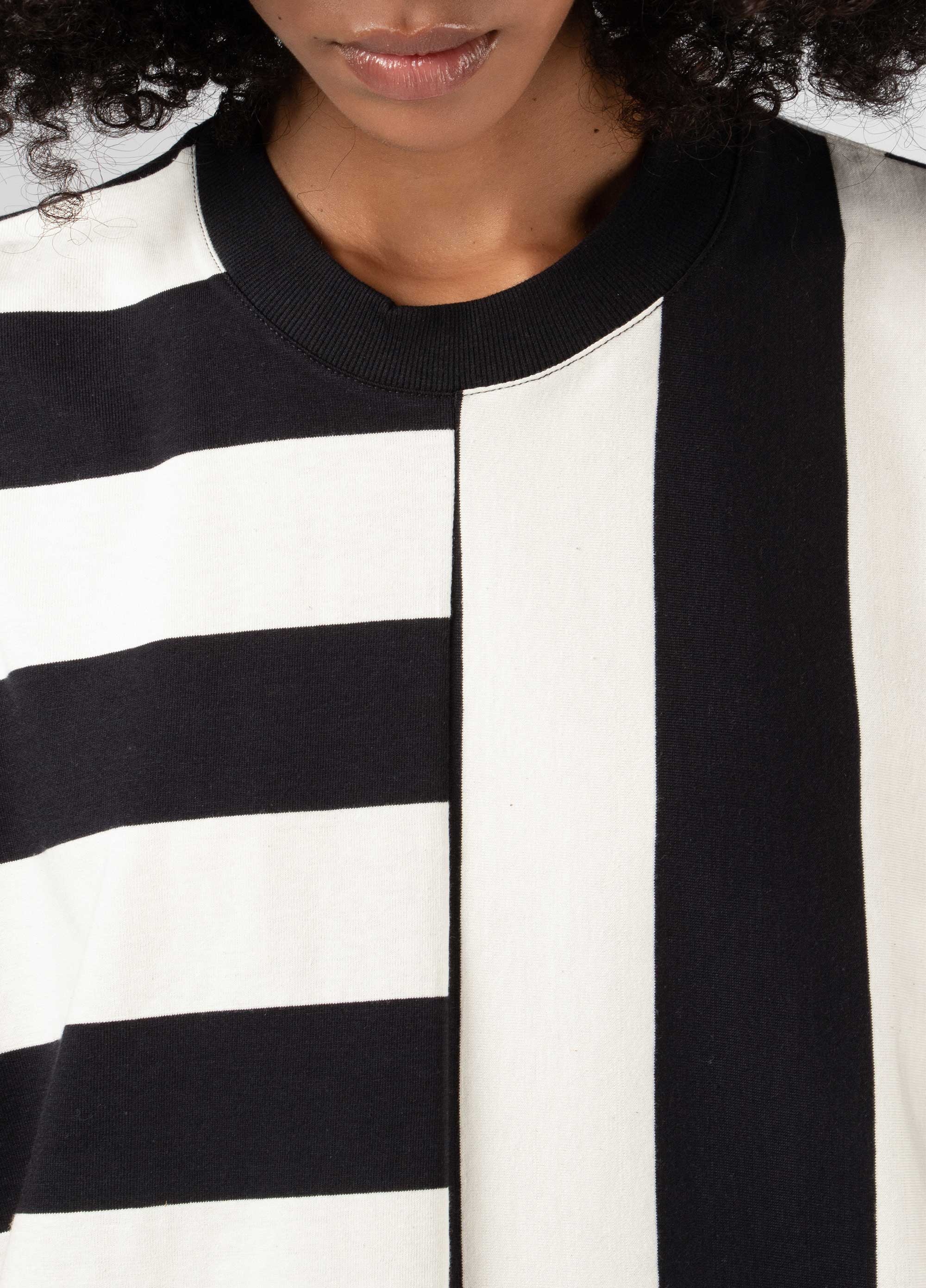 Sleeveless stripes