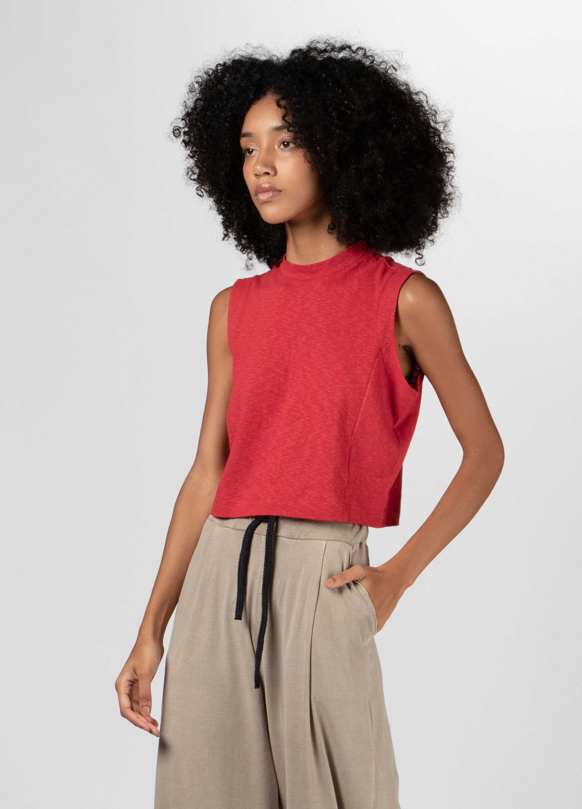 Top sleeveless rusty royal