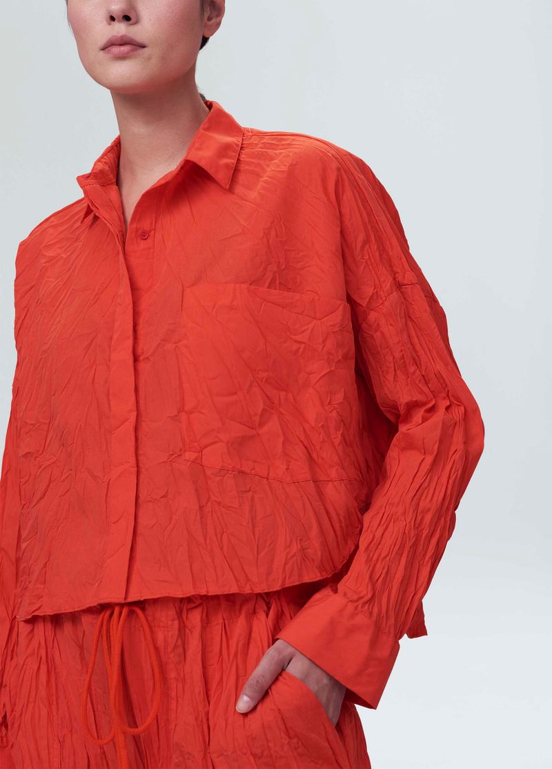 camisa cropped tricoline pleat