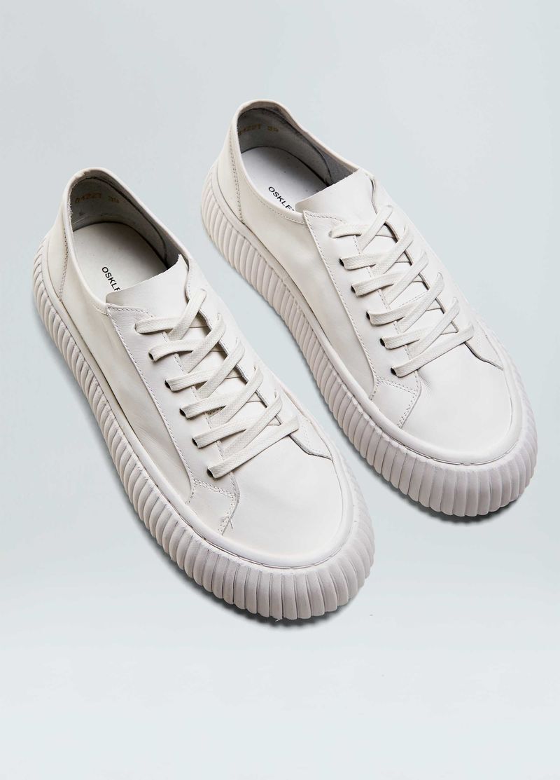 TENIS