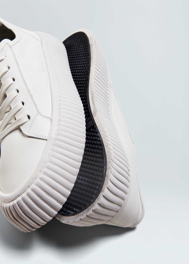TENIS