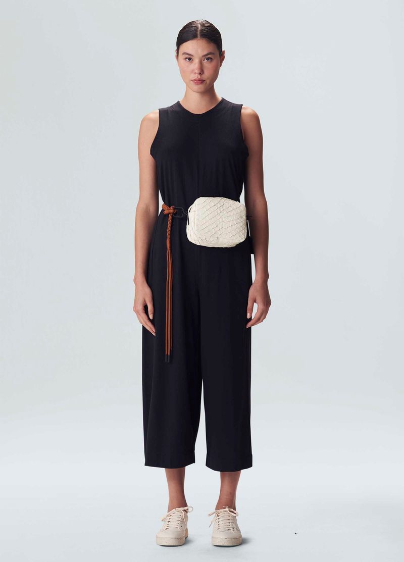 macacao sleeveless pregas preto