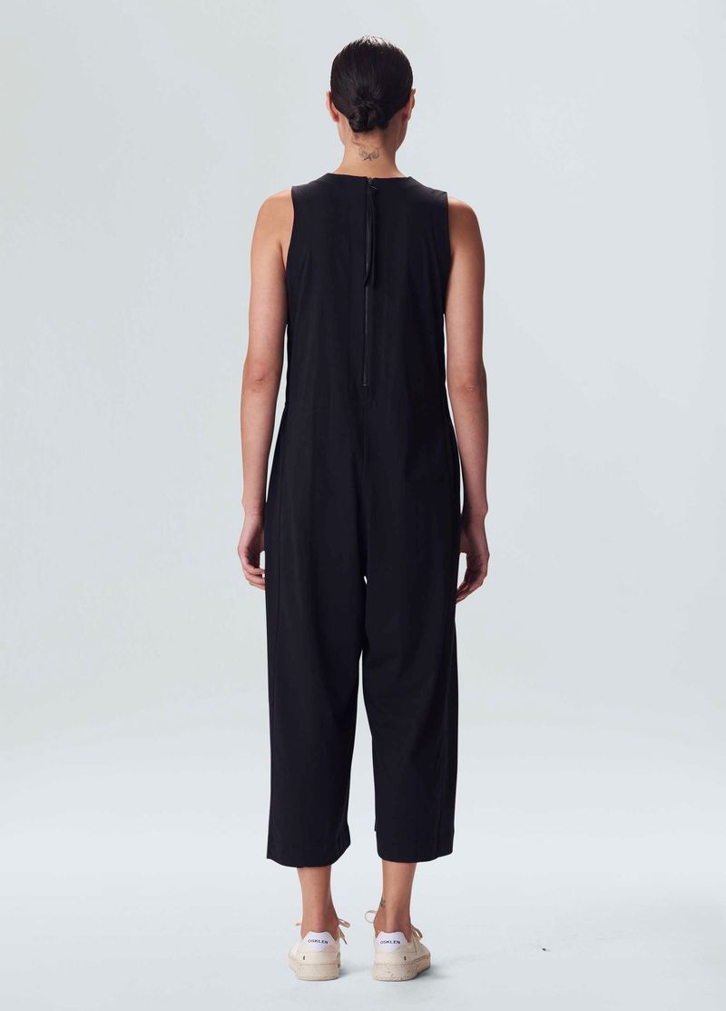 macacao sleeveless pregas preto