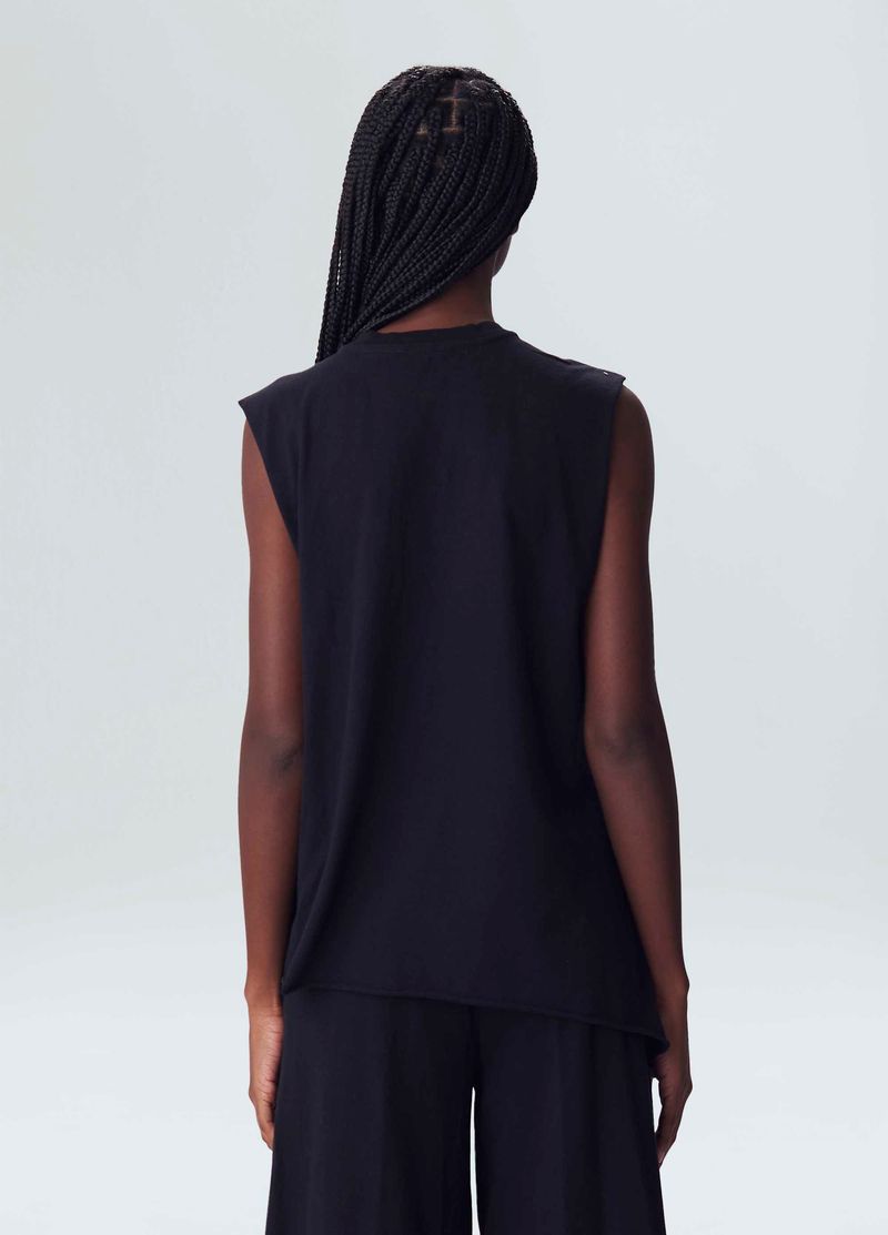 sleeveless