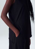 sleeveless