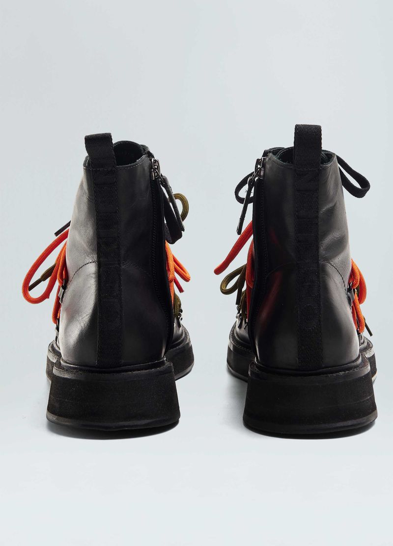 COTURNO COURO LACES