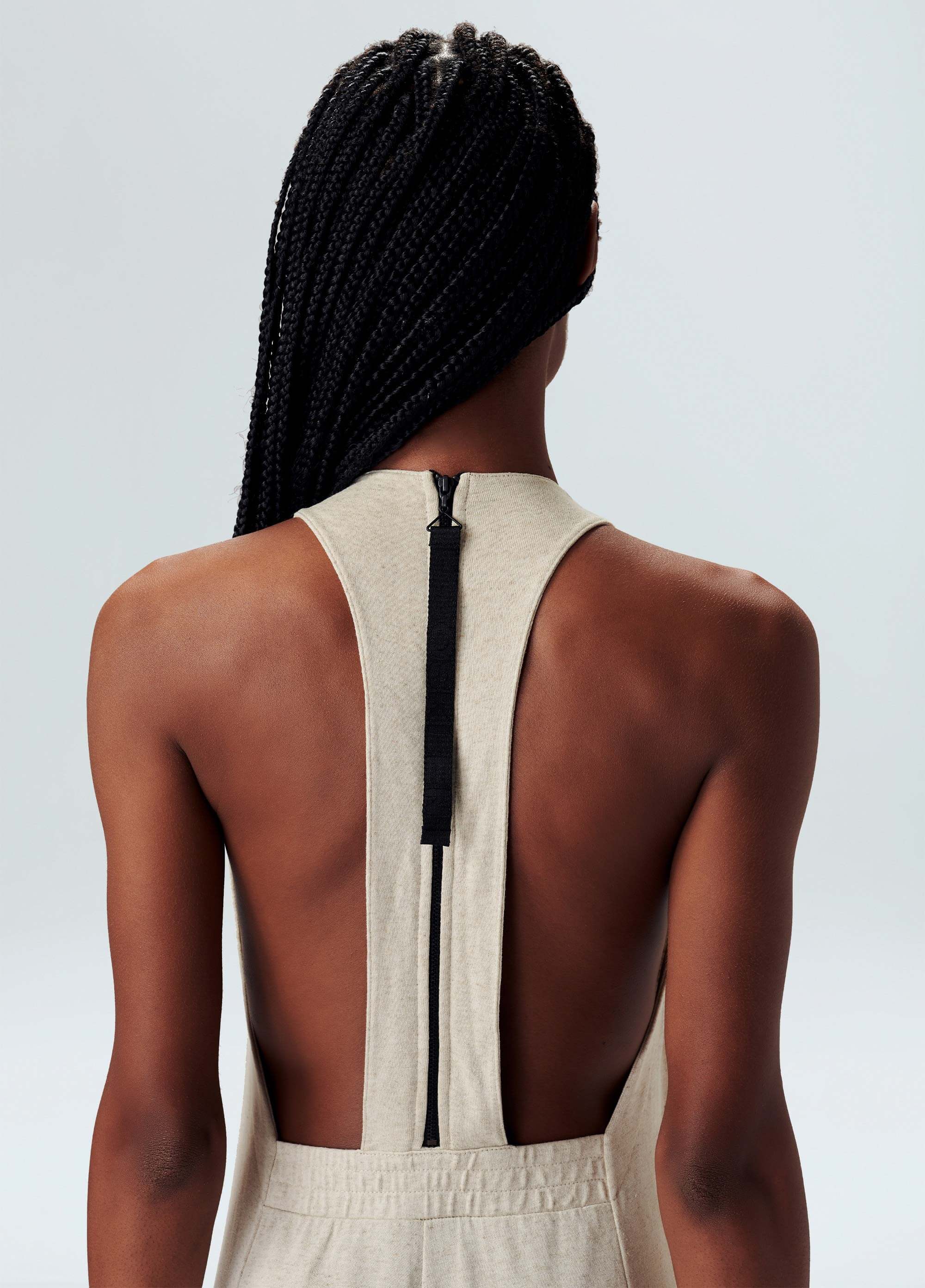 Macacão naked back linen
