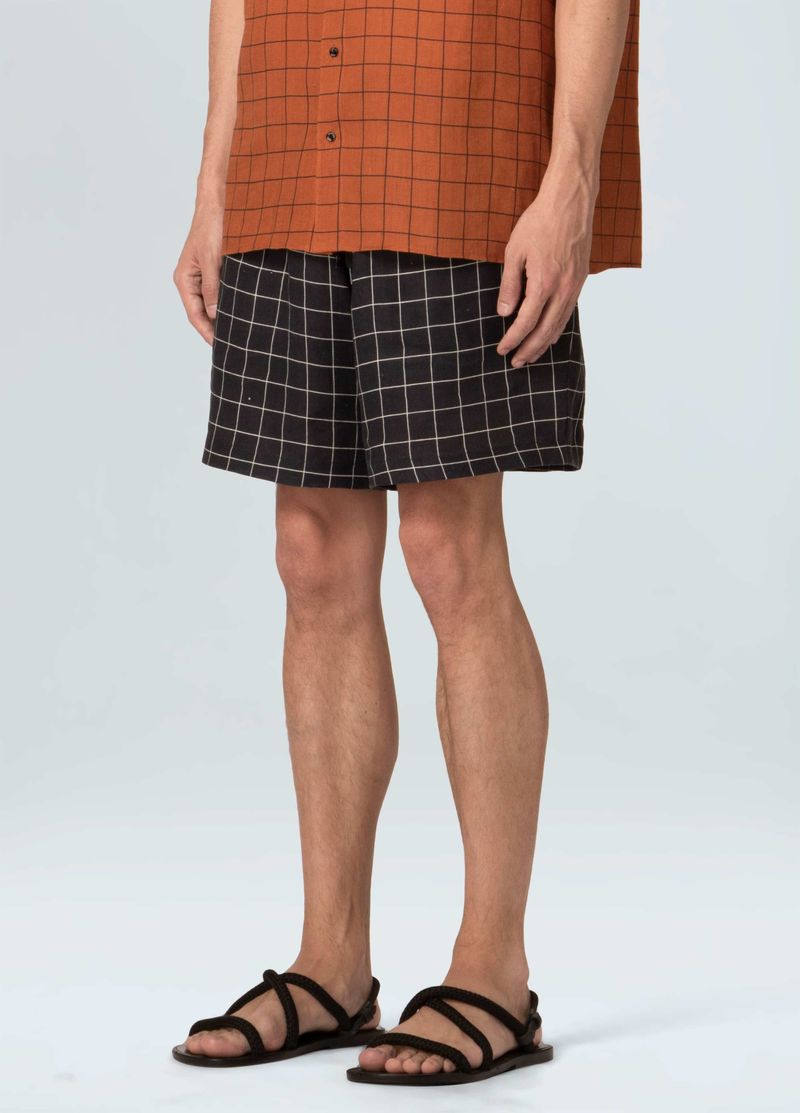 SHORT MASC LINEN GRID