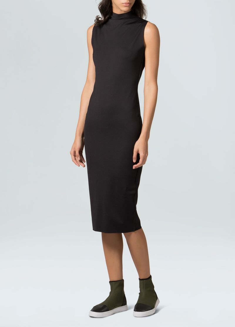 VESTIDO FIT PESPONTO E