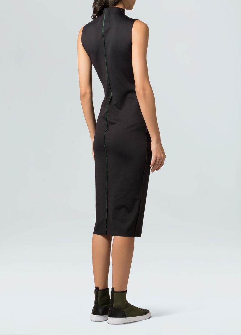 VESTIDO FIT PESPONTO E