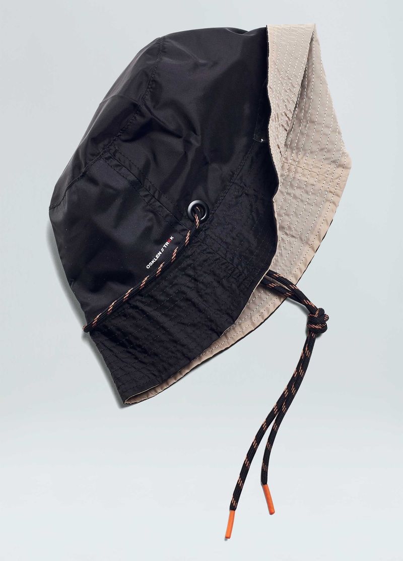 CHAPEU TREKKING DOUBLE FACE PRETO CAQUI