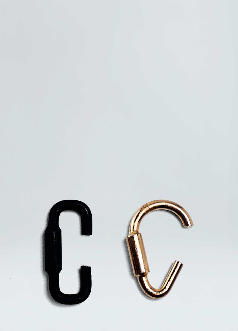 BRINCO CARABINER