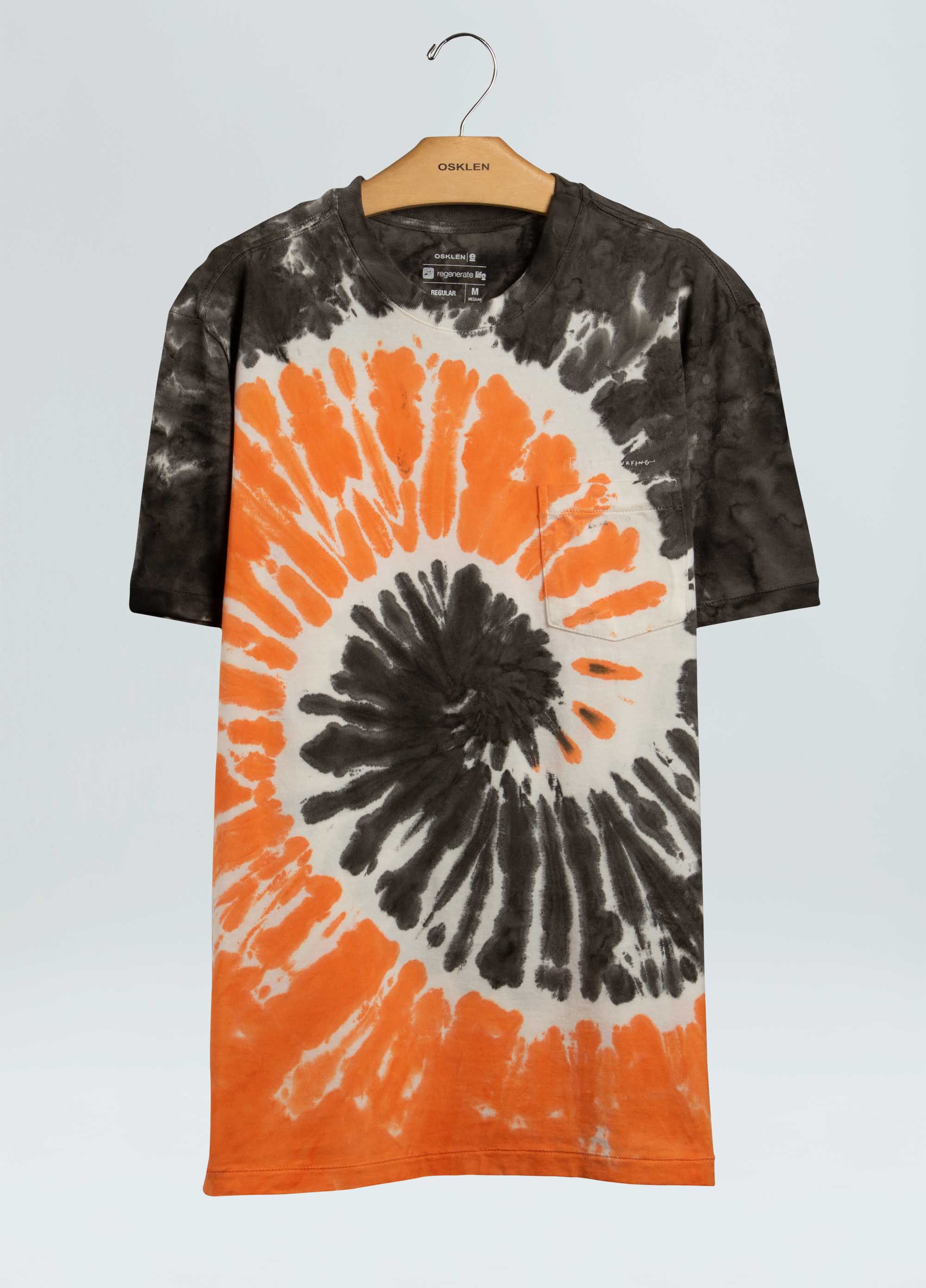 T-shirt pocket  surfing