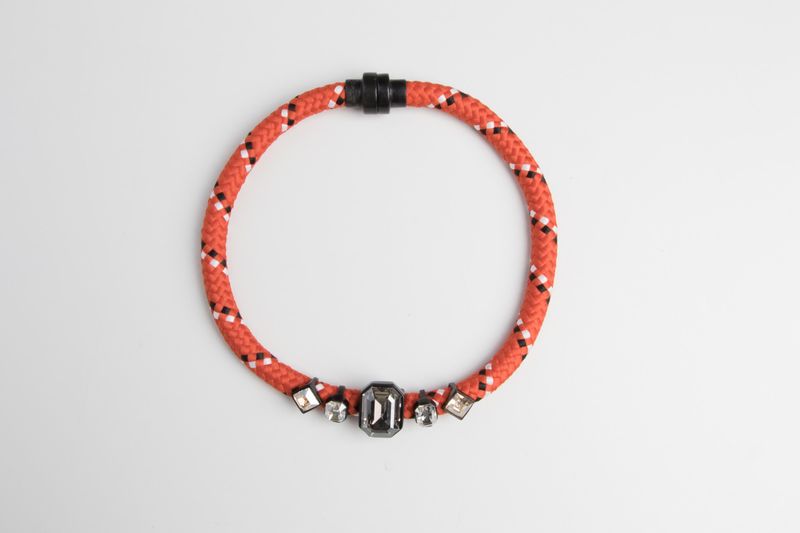 colar corda mix pedras