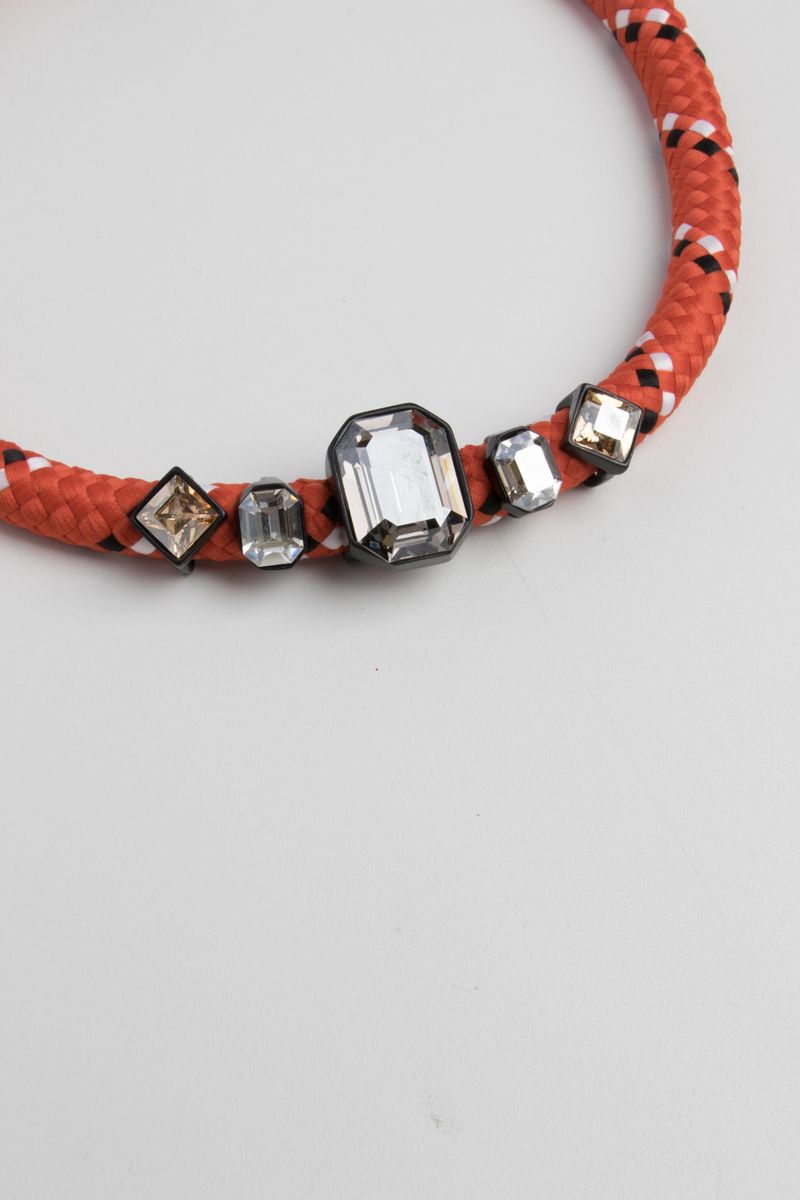 colar corda mix pedras