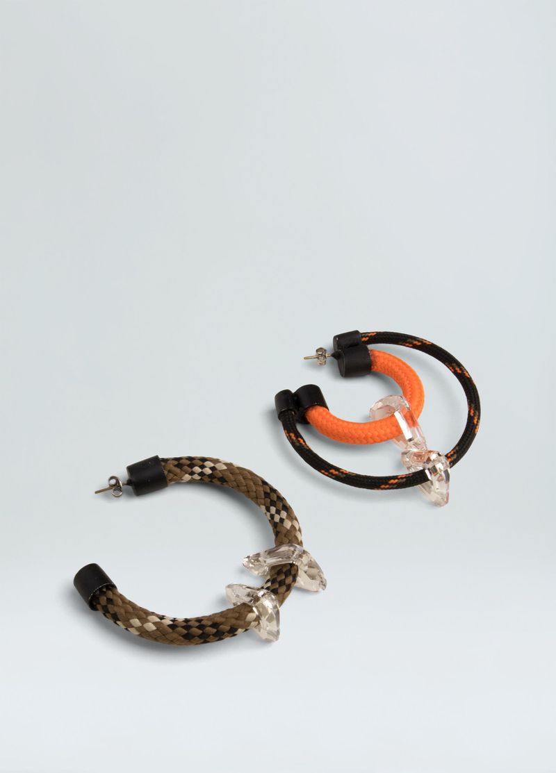 BRINCO CRISTAL HOOPS
