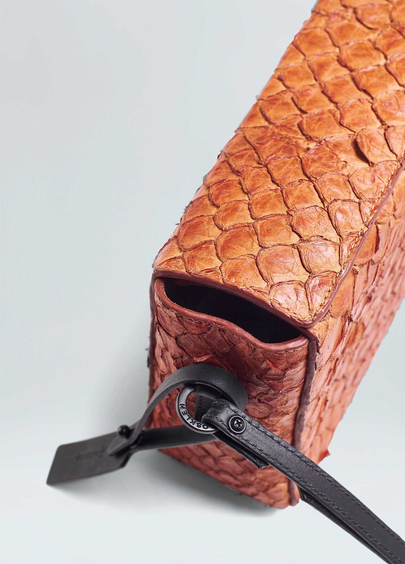 PIRARUCU BOX BAG