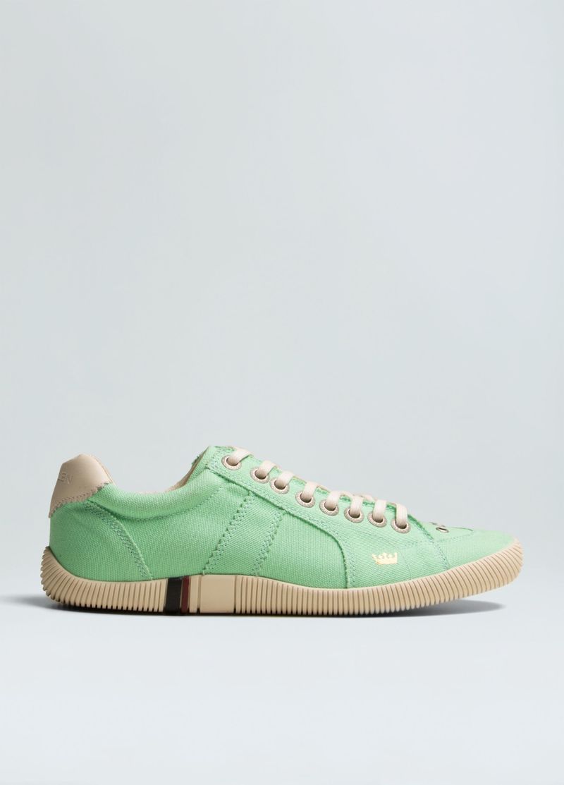 TENIS