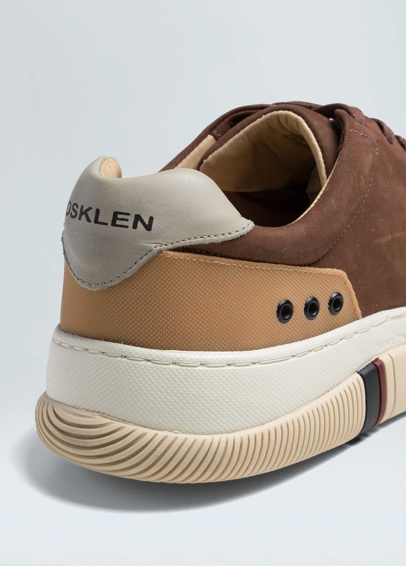 TENIS
