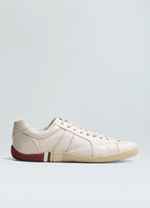 TENIS