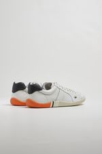 TENIS