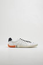 TENIS