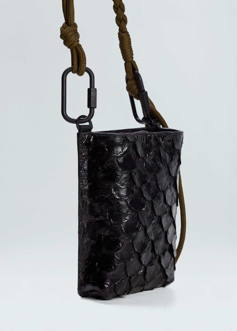 PIRARUCU TAP PHONE BAG