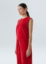 sleeveless plush gola