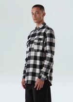 523647224_OVERSHIRT-MASCULINA-XADREZ_3