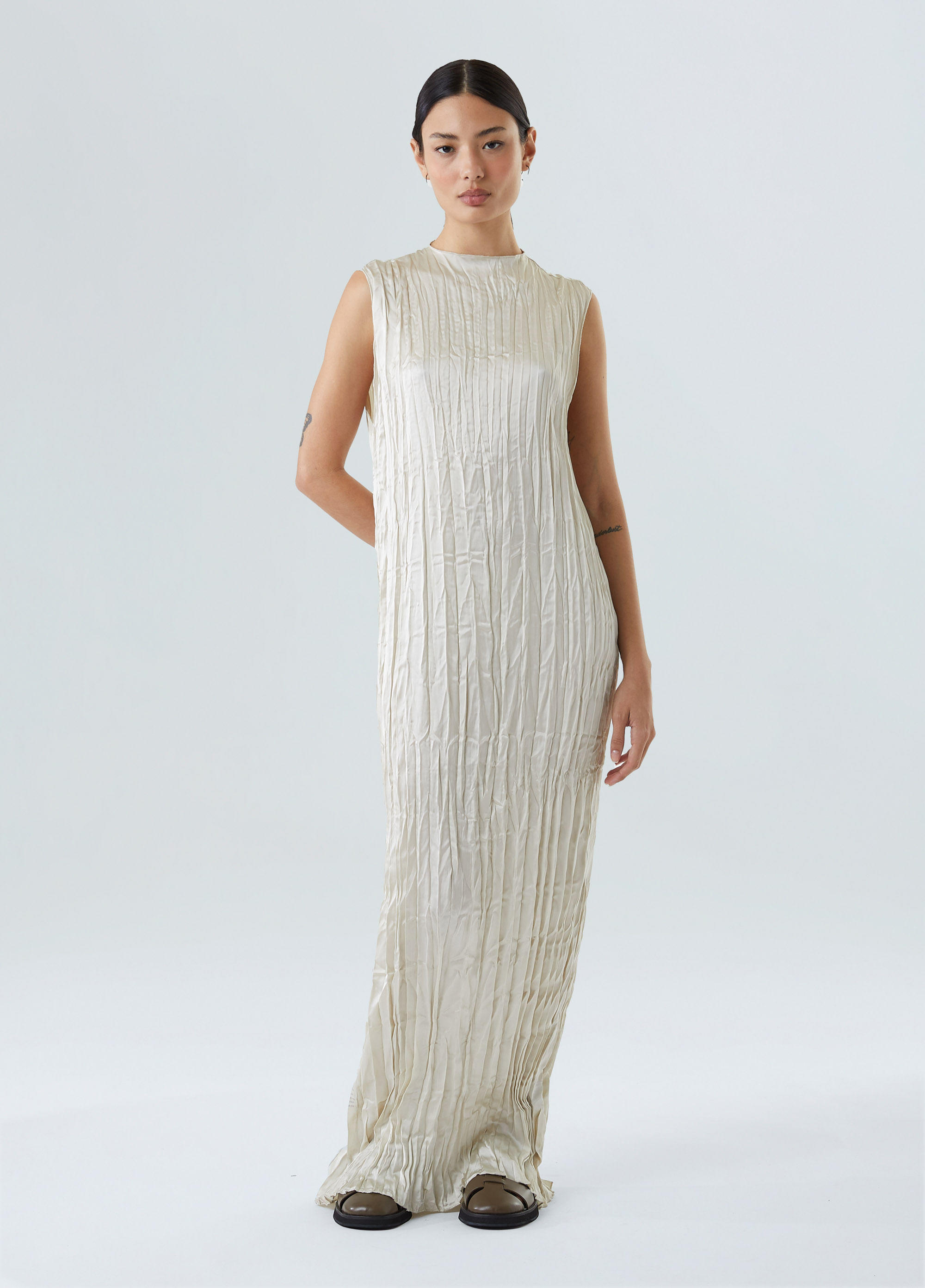 Vestido wrinkled satin