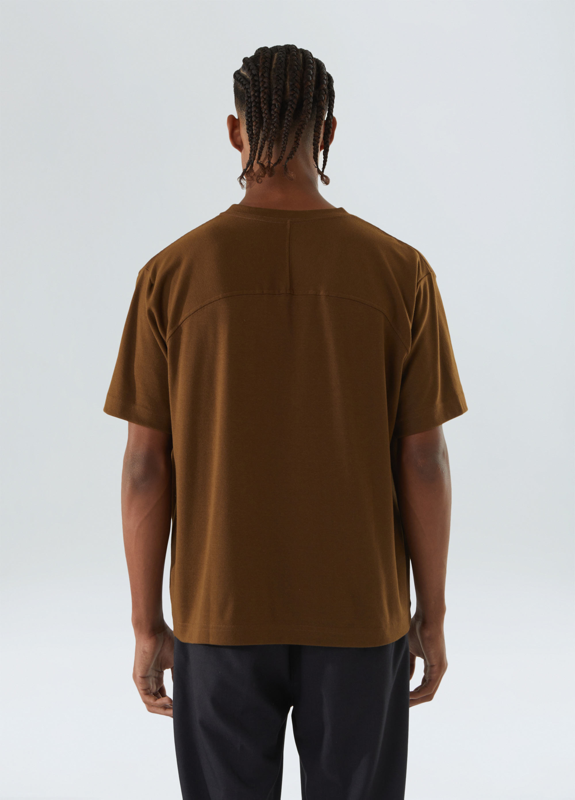 T-shirt over bold