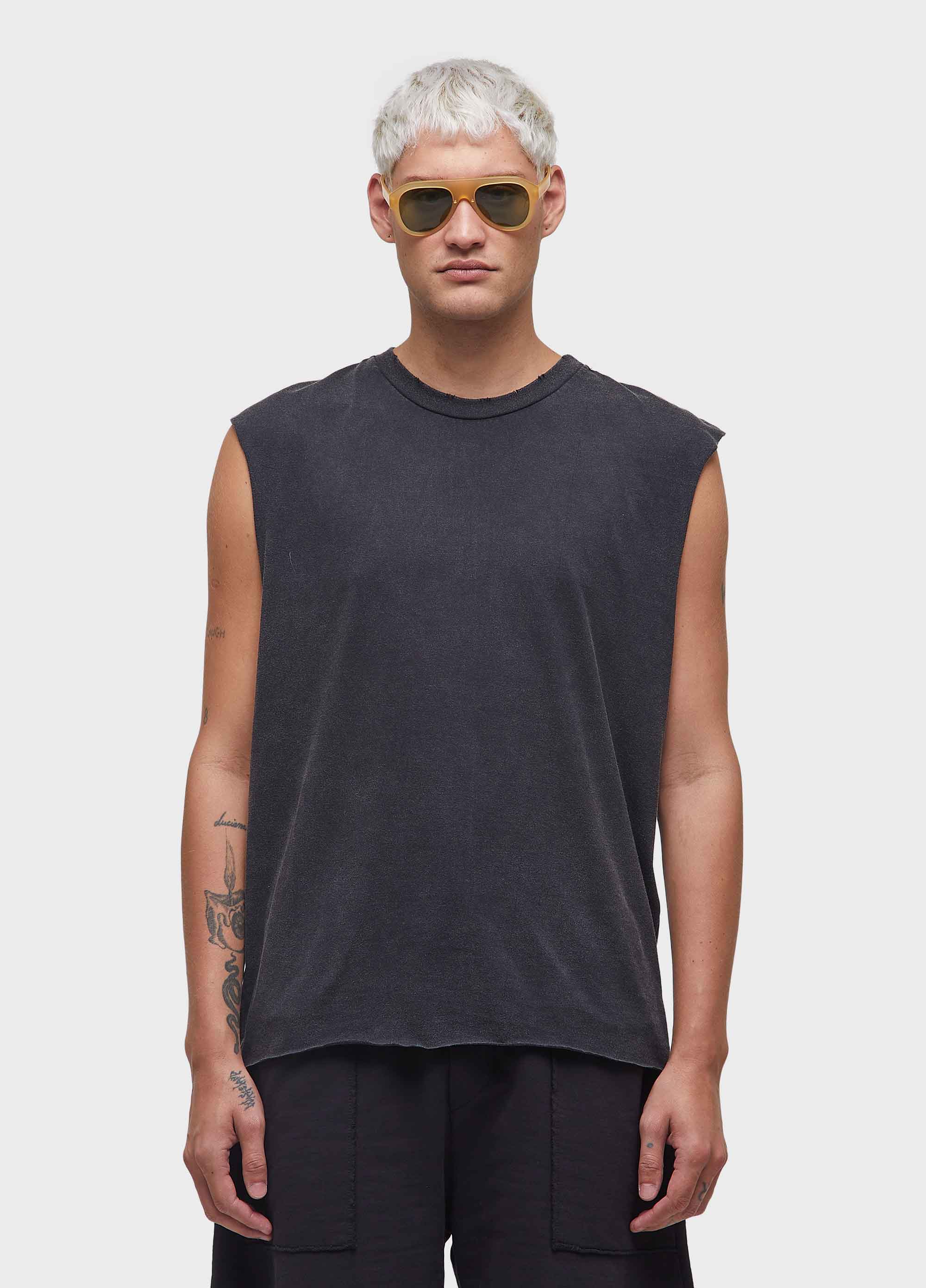 TSHIRT SLEEVELESS CUT