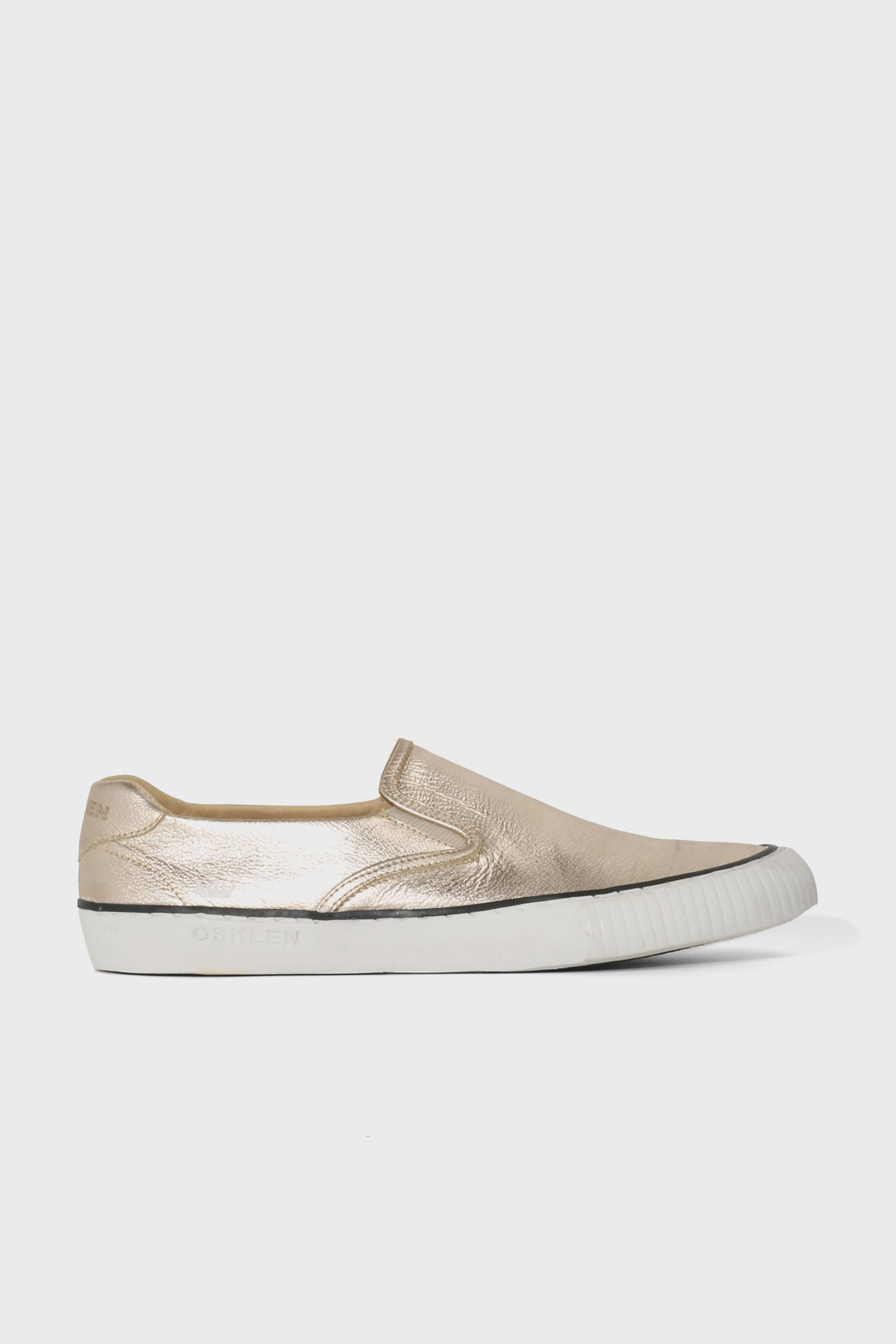 TENIS CANVAS SLIP ON COURO