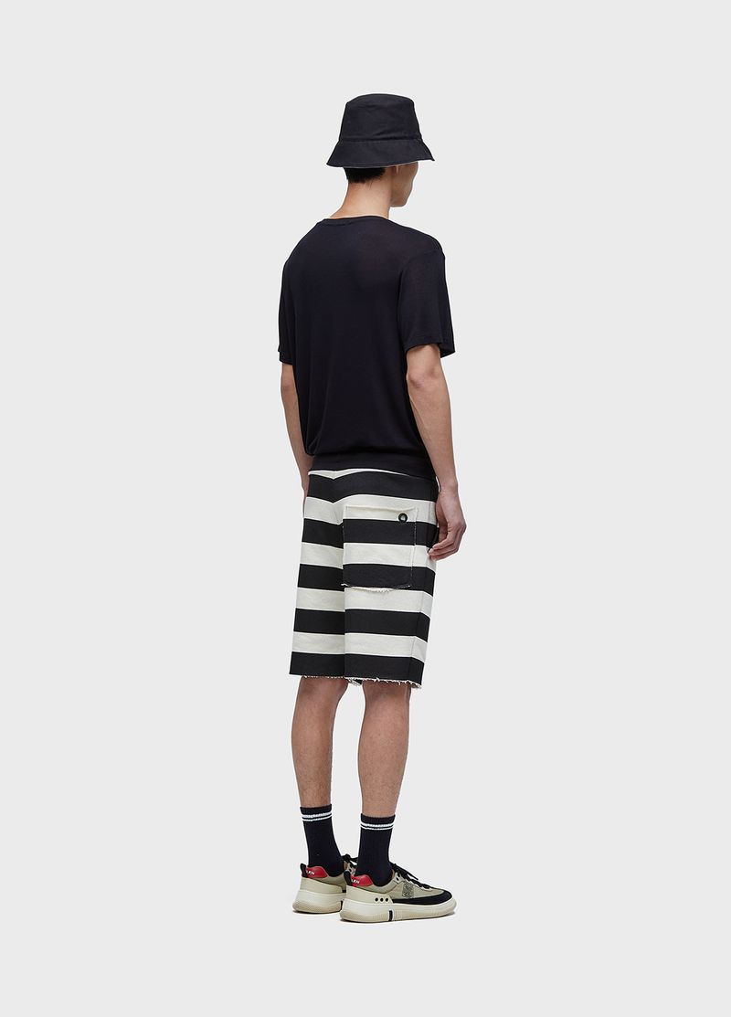 677281824_BERMUDA-CASUAL-MASC-LISTRADA-MOLETOM_3