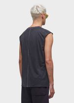 7211010_TSHIRT-SLEEVELESS-CUT_2
