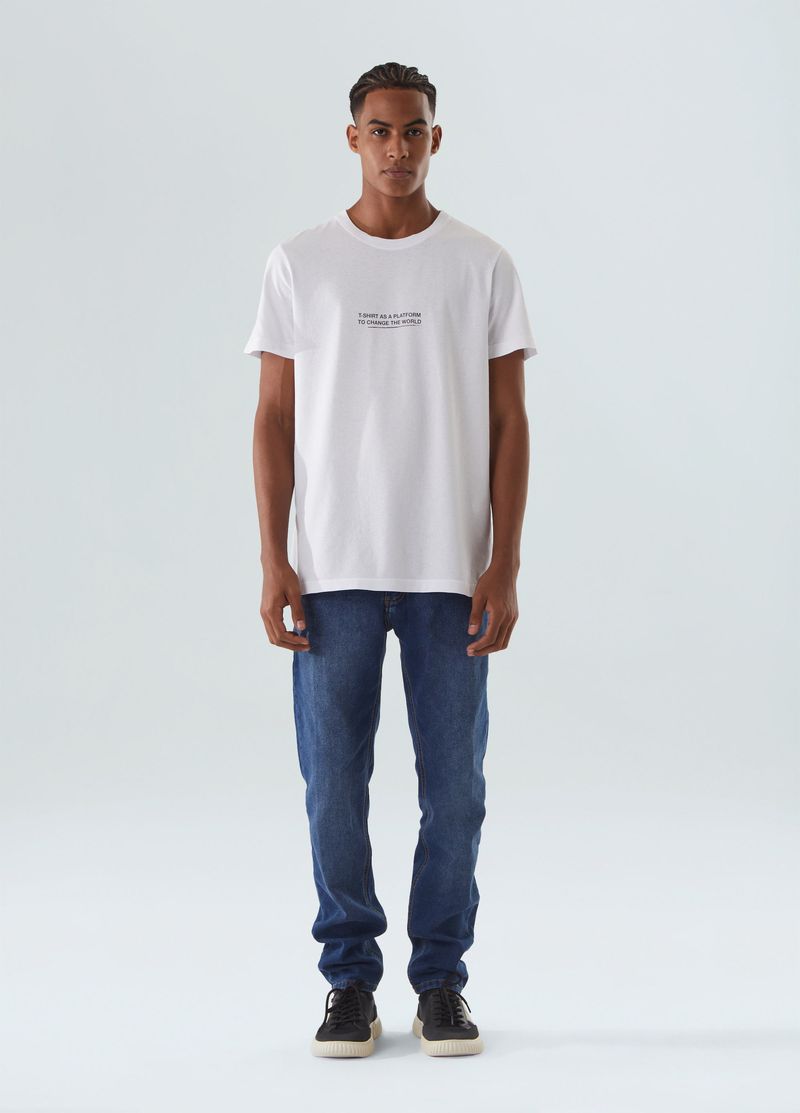 tshirt stone platform