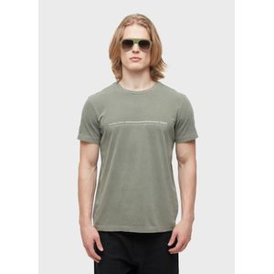 T-shirt stone climbing