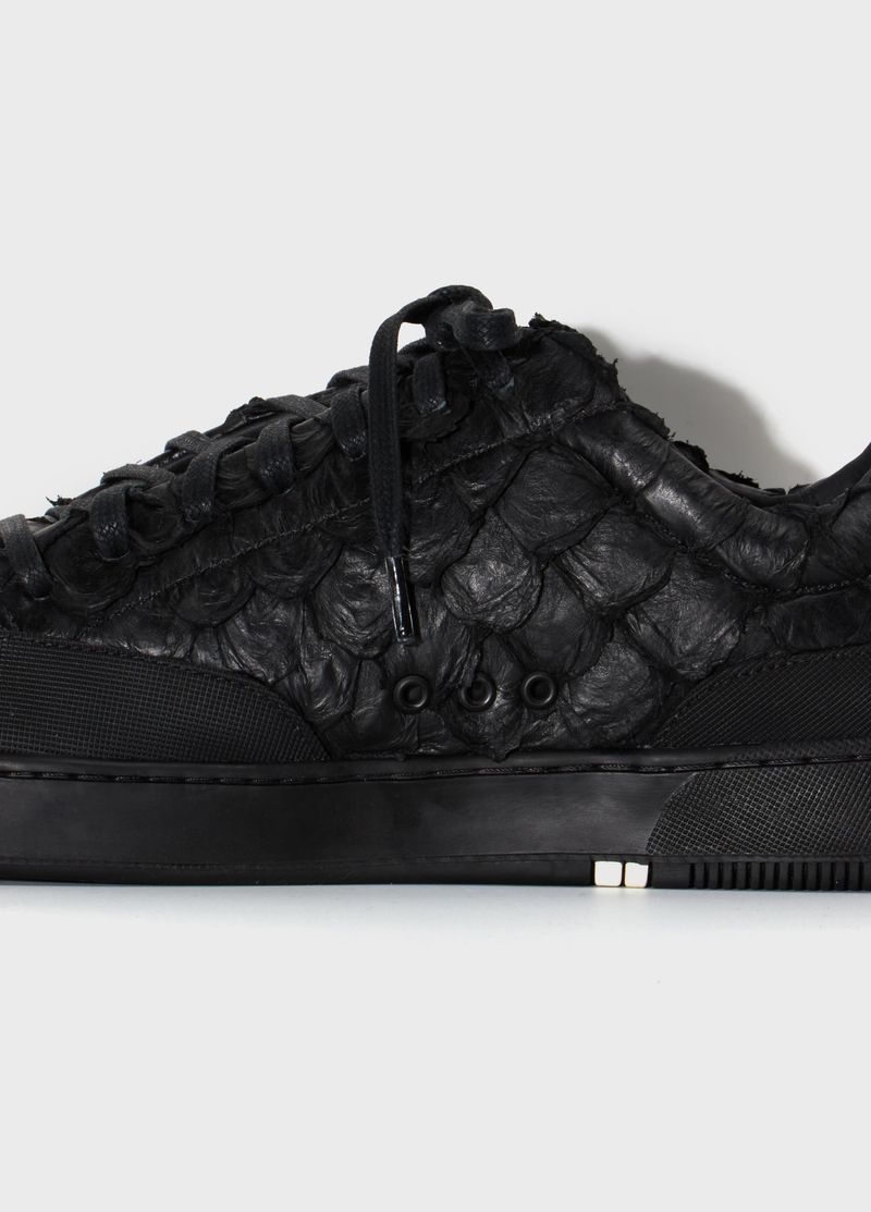 PIRARUCU AG SNEAKER BLACK EDITION M