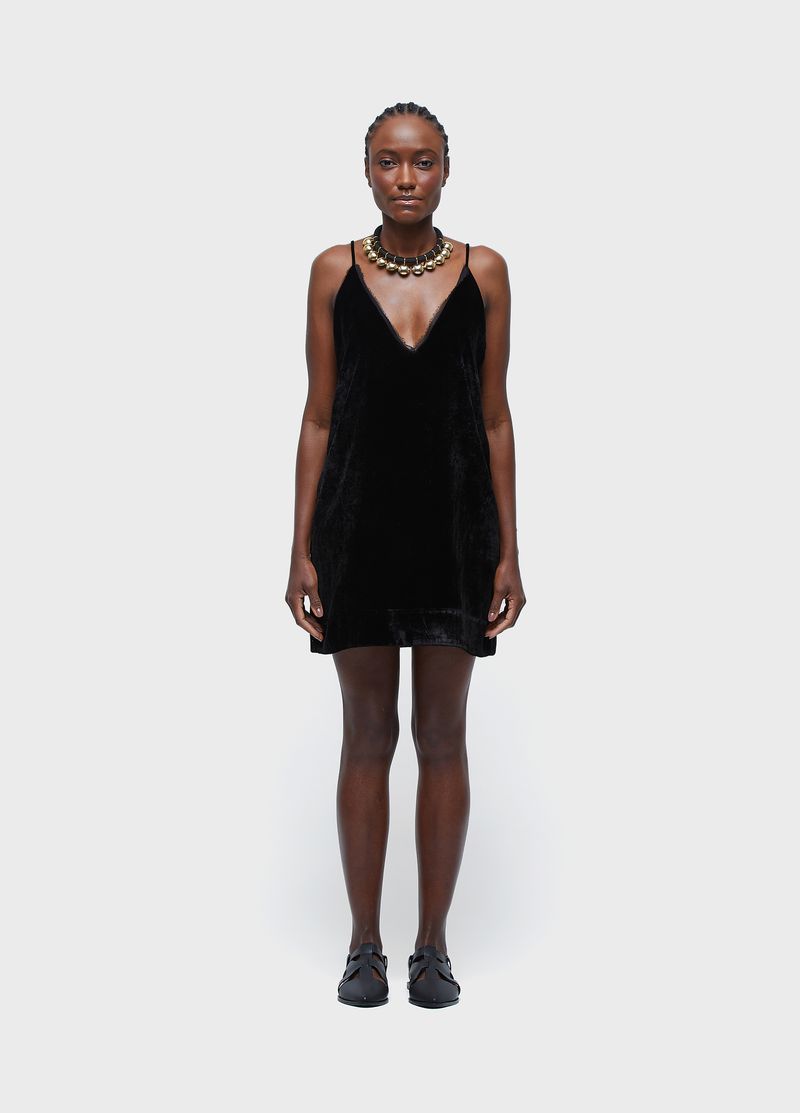 VESTIDO ALCAS CURTO VELVET