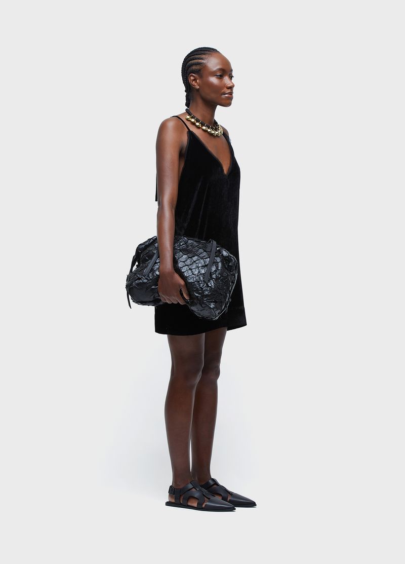 VESTIDO ALCAS CURTO VELVET