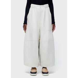 Calça recortes atoalhado