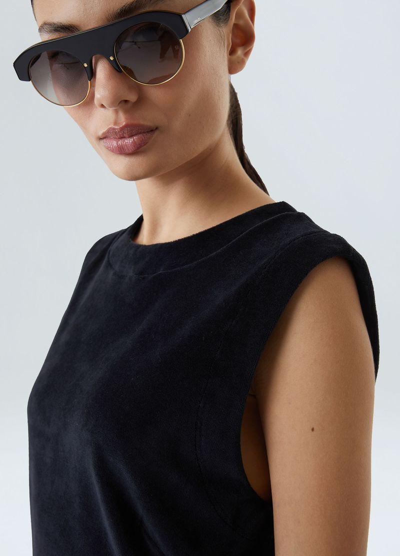 sleeveless plush gola
