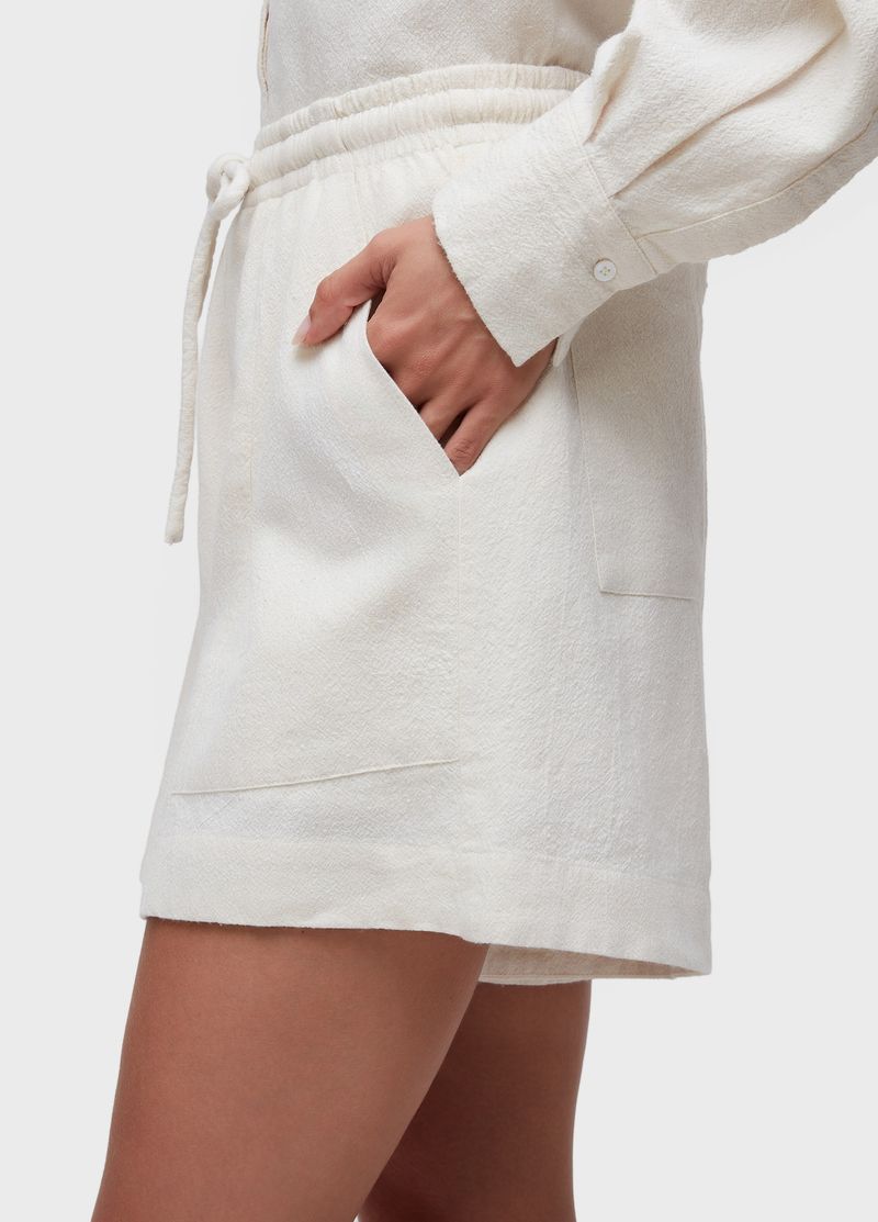 SHORT BORDADO CONCHA